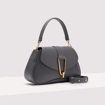 Grained Leather Handbag 